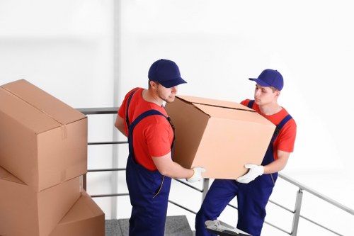 Romford Storage team-focused explanation of reliable self storage services