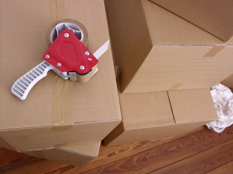 A compact moving team handling a small removal job in Romford